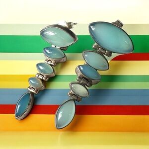 Authentic Vintage 90s 925 Sterling Silver Light Blue Chalcedony Earrings dangle